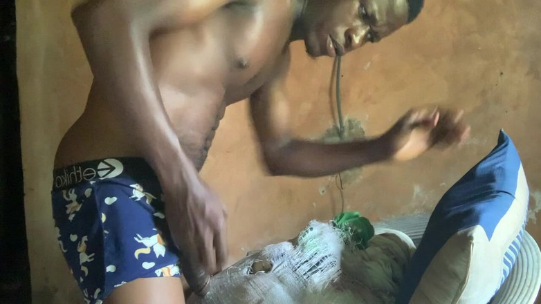 Bangcum8: 今天我正在磨蹭如何在没有大屁股的情况下射精