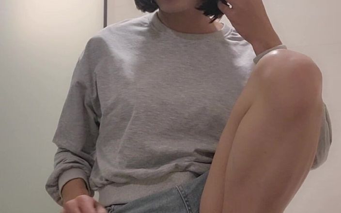 Taiwancdgirl: Eu tirei as calças. E quanto a você?