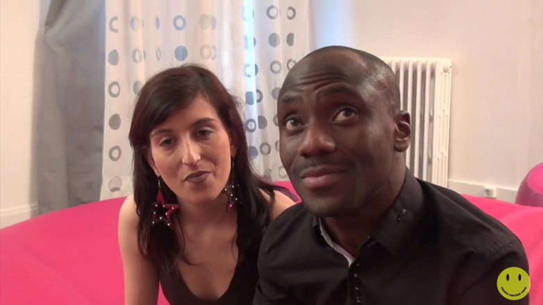 French Amateur Porn: Lilou Sou in una gangbang interrazziale
