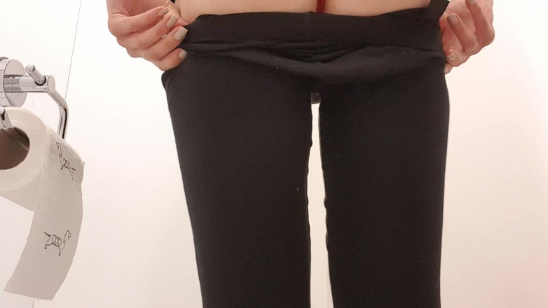 Lou-ShayenneVolpe: Peed zezadu