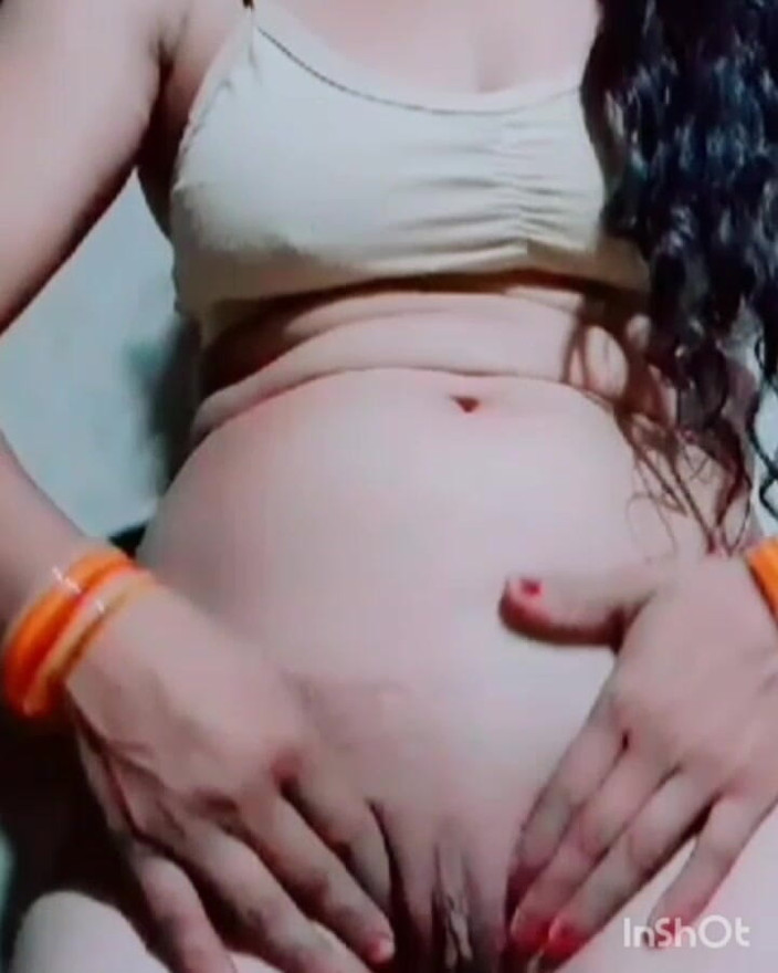 TricolorMusic3: Quiero probar el pene, solo entonces podré disfrutar del pene...