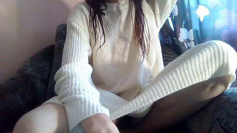 BW_Dolphin: Pohodlné šaty a žádné kalhotky, ale Bush. Tlustý les.