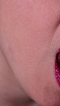 Close-up 2