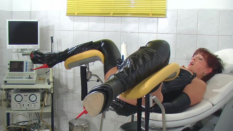 Rubber & Clinic Studio - 1ATOYS: Anal fisted- Awesome experience