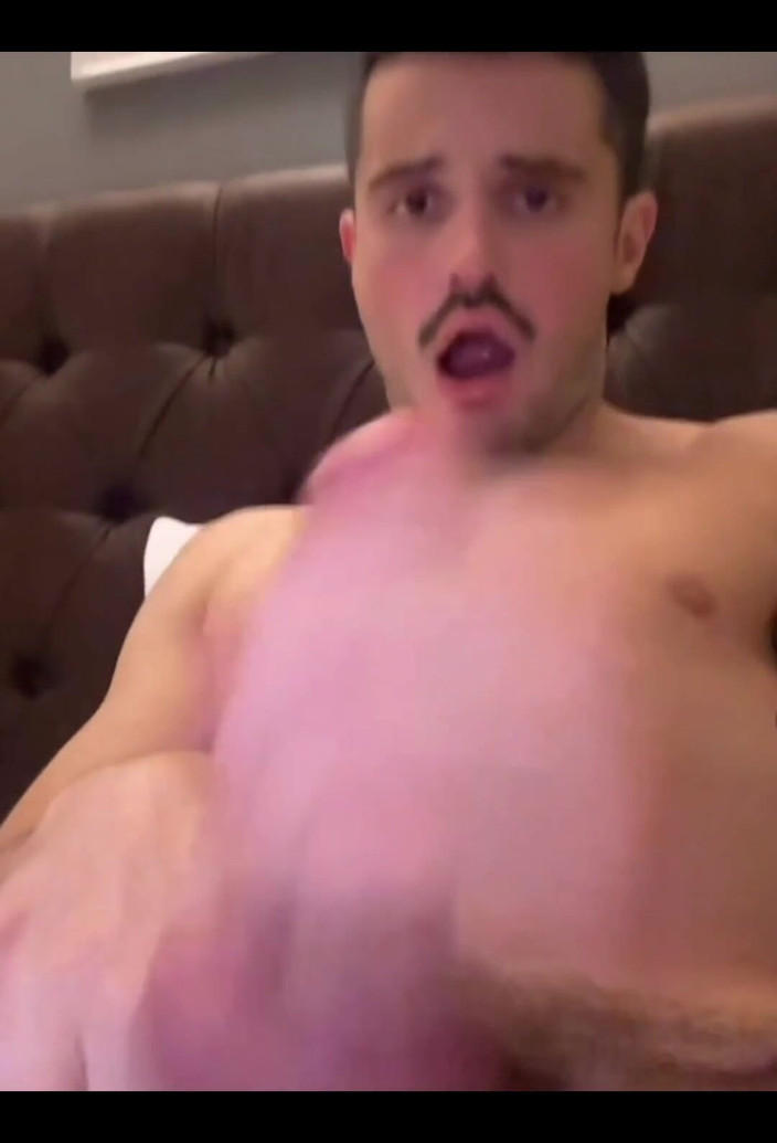 Filip_Swedish: Boşalmayı çok seviyorum