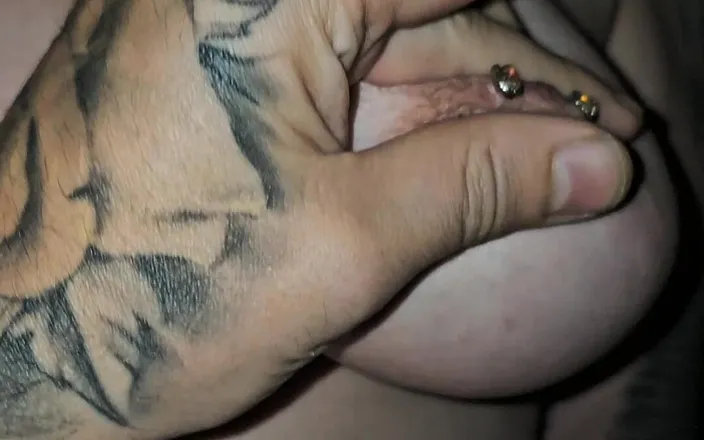 UK Hotrod: Bareback Wife Wants Strangers Cocks Inside Her Pussy
