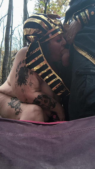 HerculesnVENUS: Cleopatra dipanggil untuk prajurit romawi untuk dientot habis-habisan sama kontol...