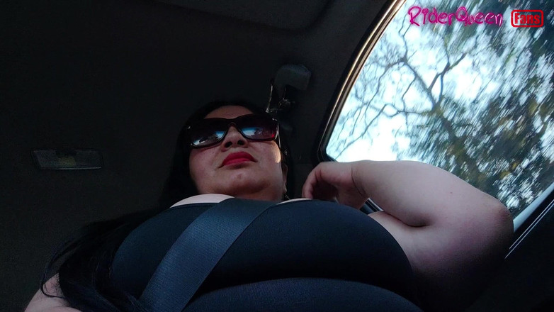 Riderqueen: Belle-mère itinérante, fans de solo au ralenti, dans la voiture,...