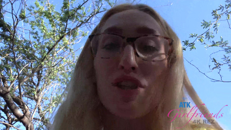 ATK Girlfriends: Virtuální dovolená