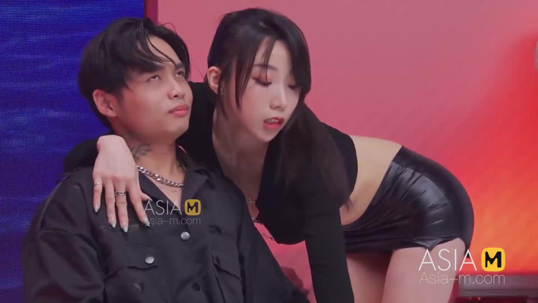 ModelMedia Asia: Mtvsq-0001 Bilik Kajian Seks / Musim 2 Isu 8 / Peduli Mengusik Seorang Renjer!