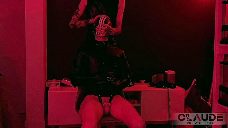 Claude Nikotine: Hardcore dechová hra