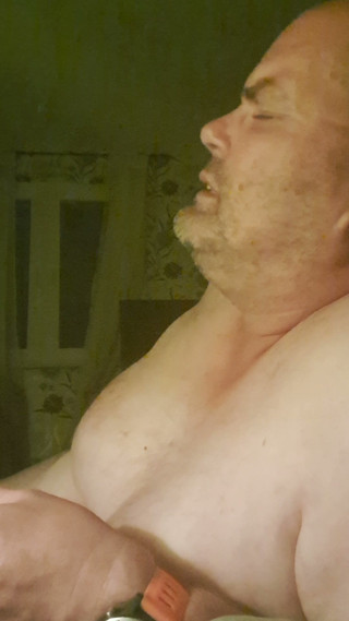 Fickspecht: Finally Stretching Again