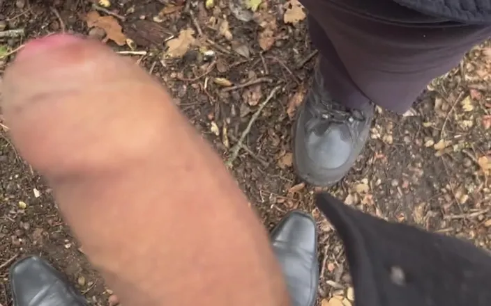 Kadu: Going to Pee and Cruising in the Woods