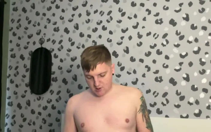 Filthy British Couple: Big Ass Wife Talks Dirty &amp; Gets Fucked Doggystyle