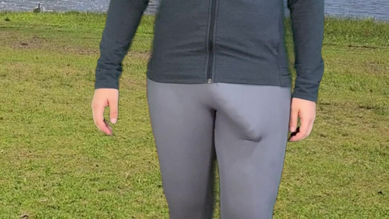 Lucas Nathan King: 巨乳ニューハーフの点滅