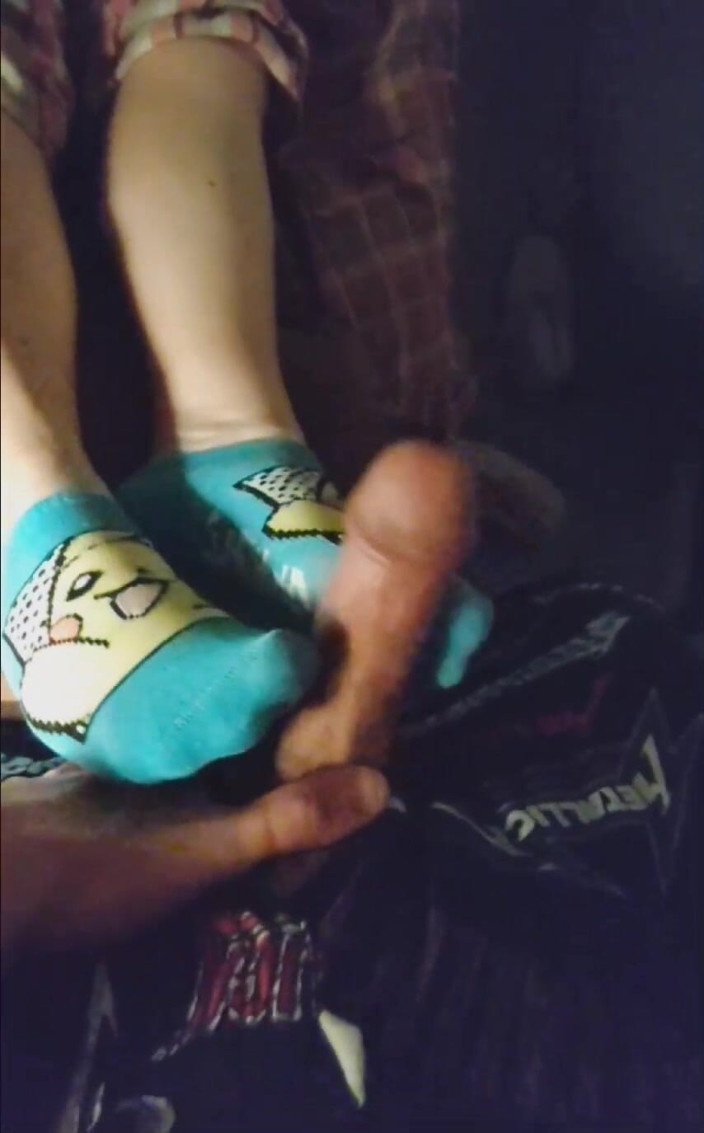 SocksAddict69: Micuța sexy Pikachu Ankle Labă cu picioarele și labă hello Kitty Șosete