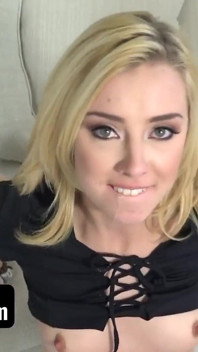 SisLovesMe - het blond styvsyster Haley Reed tar tag i sin styvbrors morgonträ och får honom att sperma