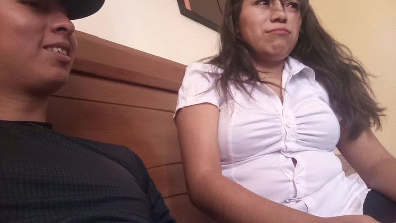 Moo DBOXXX: 秘书对她的男友不忠感到内疚，她想了很多，但一直在操我