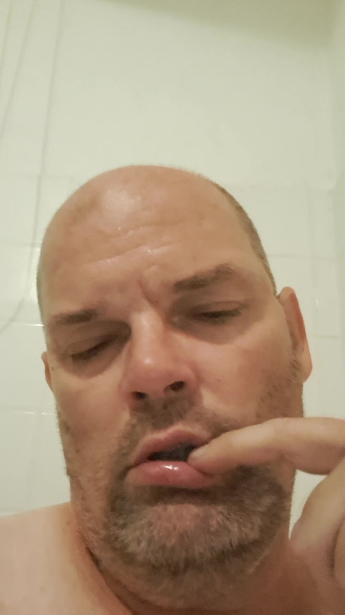 Fickspecht: Go Bitch, Suck the Dildos