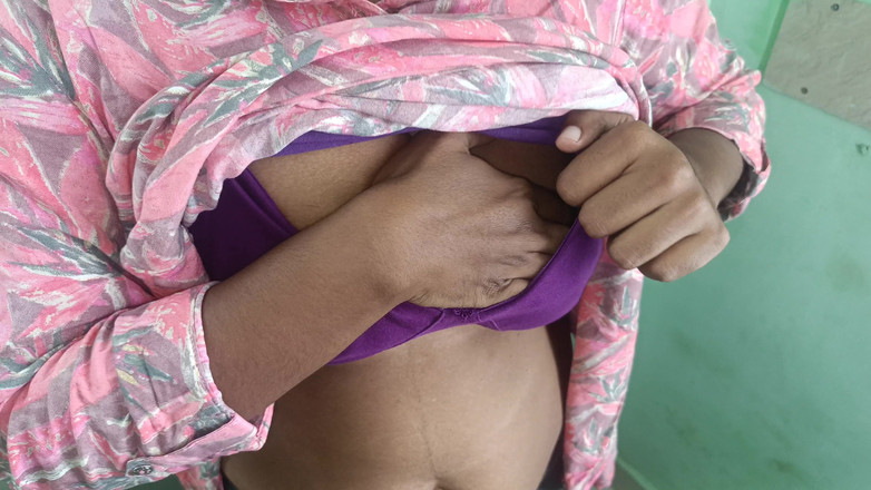 Laxi ammu: Video viral awek kolej percintaan panas