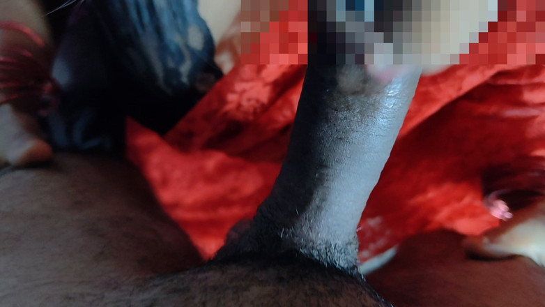 Priya-bhabi2: 德西印度大屁股priya-bhabi在卧室里被邻居继兄弟性交，同时打扫房间