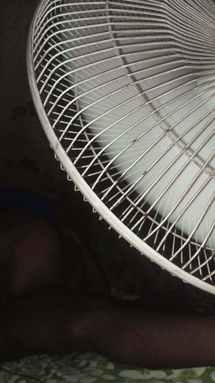payGirl: Video dua tingkat pertama: makcik dikongkek secara rahsia di bilik...