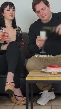 Findom Parti Hari Jadi & Kek di Dompet Awak! Dan Awak Makan Pancutan Mani Hubby! - Dame Olga 4k (688)
