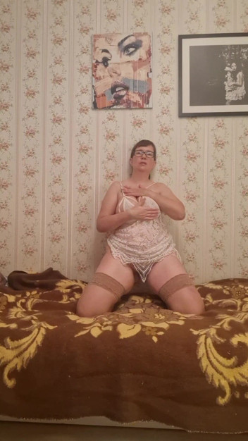 Dancing, Masturbation, Orgasm and Hairy Pussy Close-up