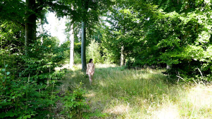 Peaches and Bananas: Show me your tits Charlie. Czech nudist camp porn.