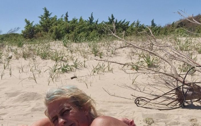 Gigi and David: Nudista playa stripchat show de sexo gigindave travesti novia encuentro...
