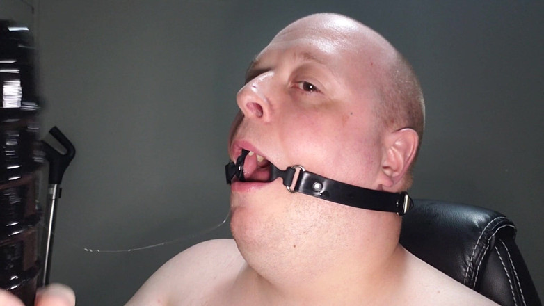 Charlieboy69: Глубокая глотка 18-дюймовый дилдо с ртом кляп-кольцом