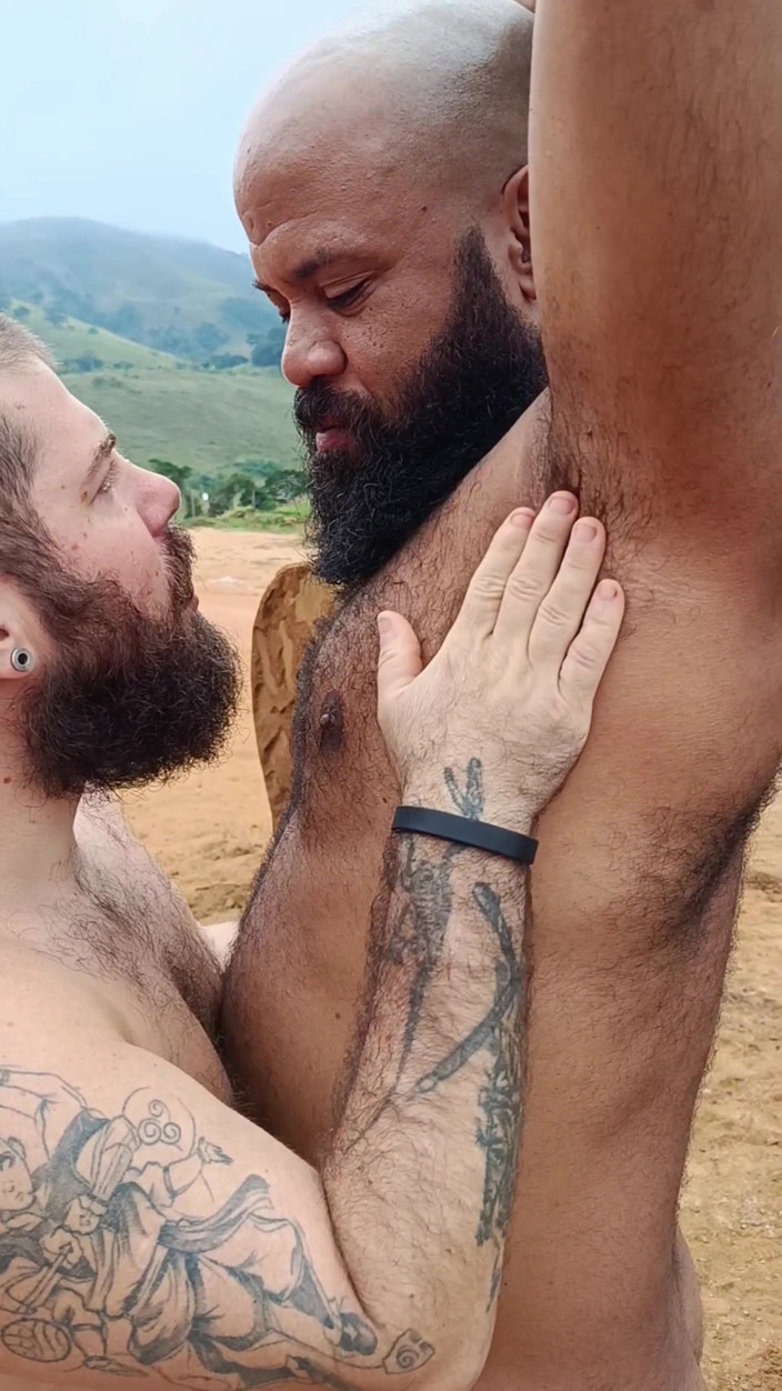 Tio Barbudo: Unchiul Cu Barbă Fiind Futut De Zé Agroboy În Pasiune La Țară⁷