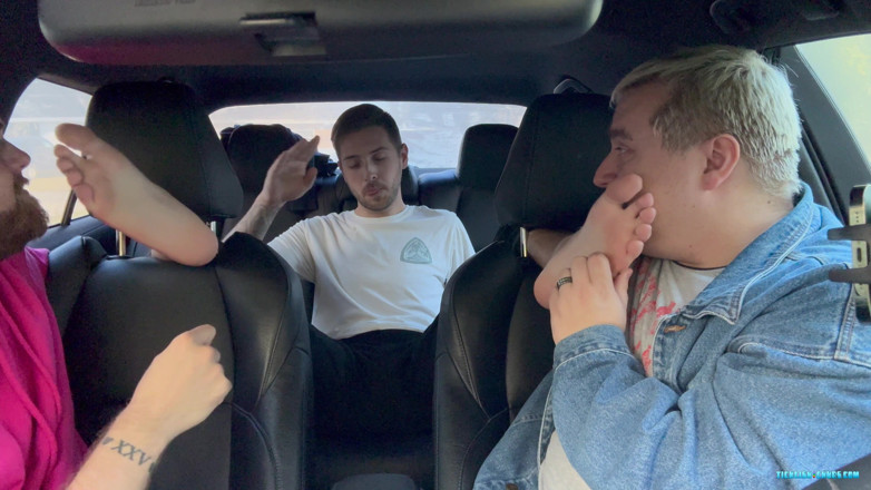 Ticklish Chubs: Snyft: Dimitri