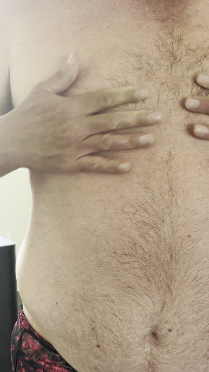 GottaLuvBB: 그 꽃 의상 모두가 Lkes