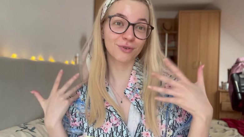 Goddess_Bella_Rae: Věda za foot fetišem