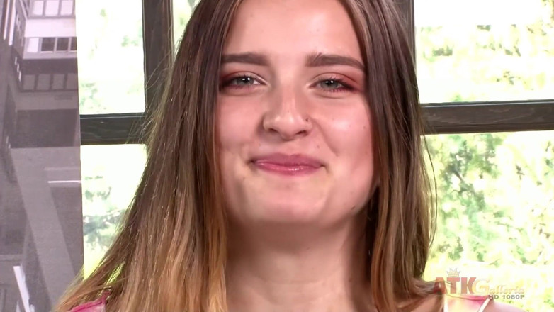 ATKIngdom Fans: Kurvige dakota masturbiert