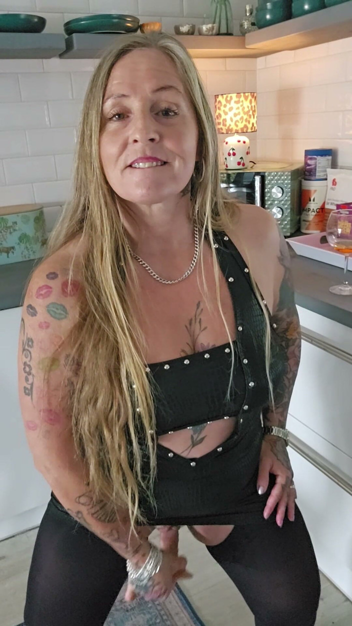 Kitty James: I Went to the Pub Dressed Like This