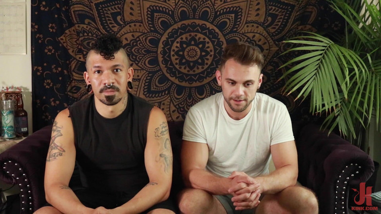 Kinky Bites Gay: Blaze Austin e roman maverick si divertono un po'! Crudo