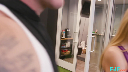 FILF - Father I'd Like To Fuck: Working out with hot MILF Sarah Vandella