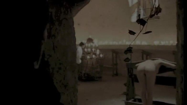 Inthe MILF room: Submission in a Cage and Fuck at Candle Light