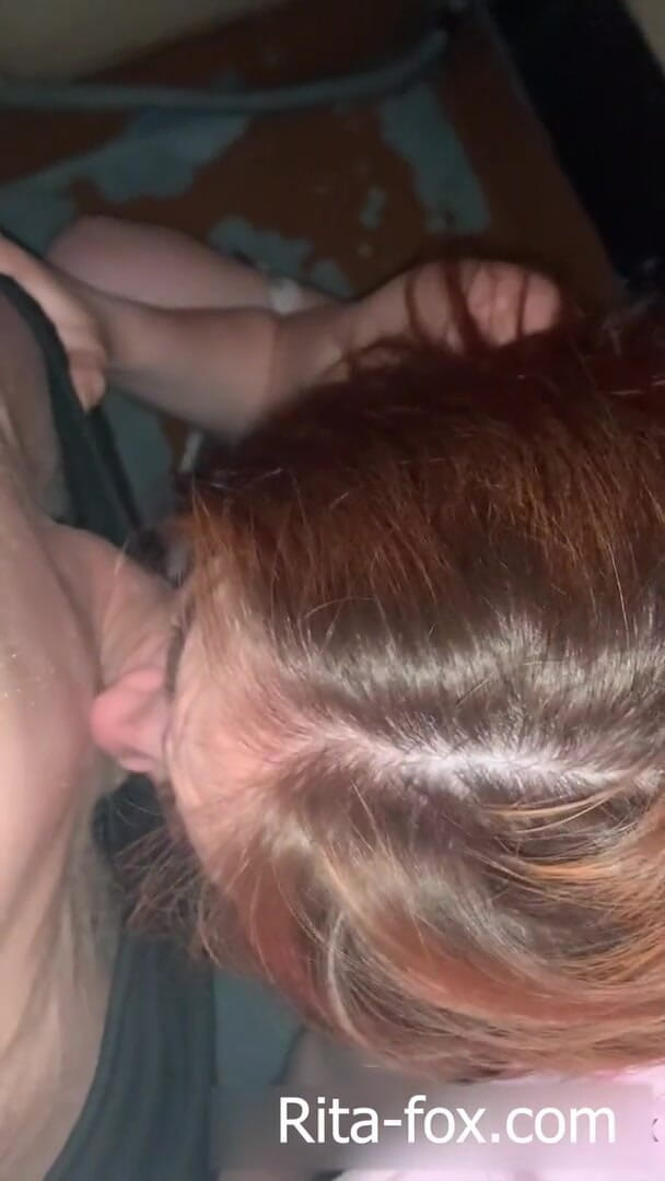SugarNadya: Extreme seks met een roodharige op het dak van een...