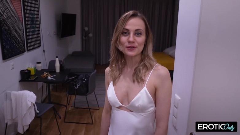 German bitch hunter: Sweet 19 Year Old Enjoys Every Deep Thrust During Her Hot...