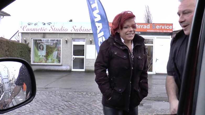 MyGonzoTV: myGonzo.tv - Jolyne Joy Jerman dikongkek dalam van oleh Dieter Von...