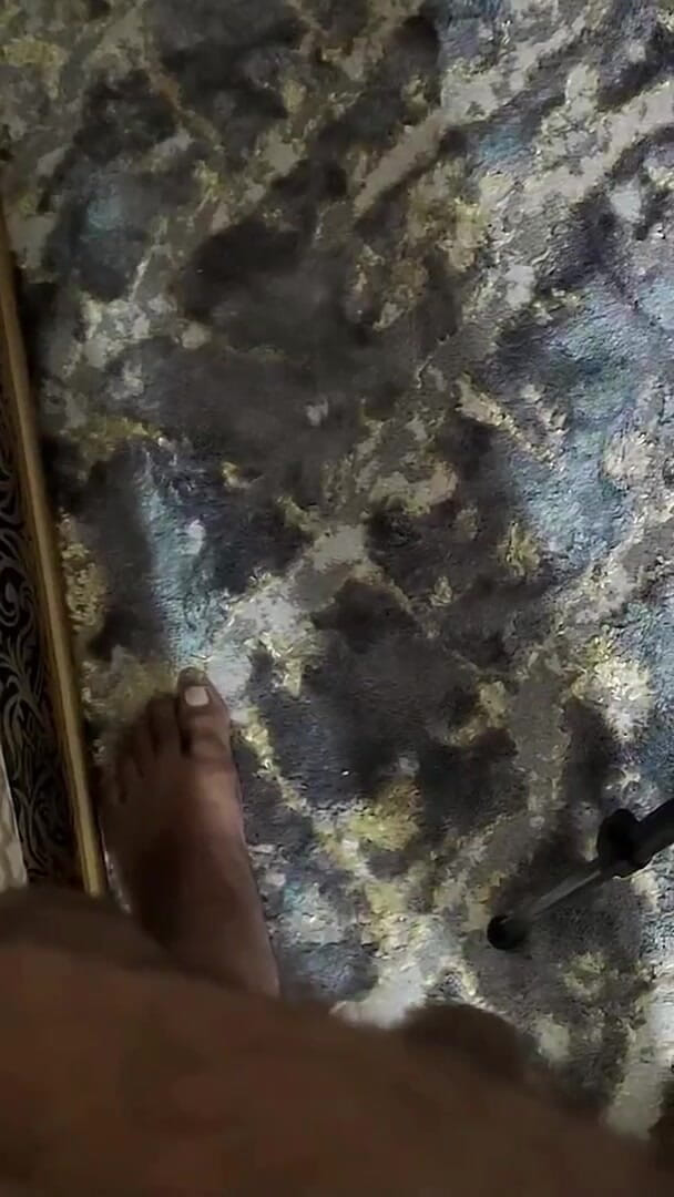 Salma Arab: Массажистка August Skye пальцами Sarah Arabic, чтобы ударить ее