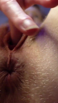 Closeup Pussy Play and Slapping
