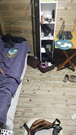 Sisssyl: Dobře vypadající Femboy