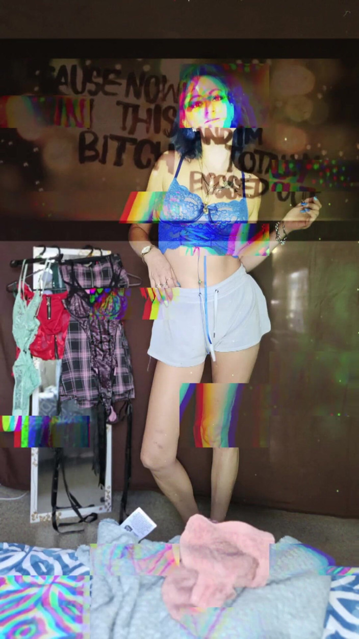 Princess Bubblegumx: Wet Dreamz &amp; Blue Hair: una auténtica lencería detrás de la...