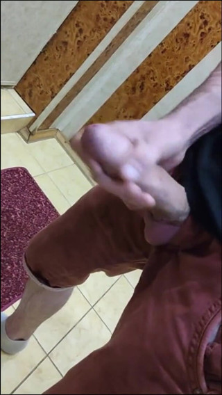 qaz11: handjob on cam-177