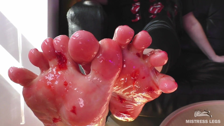 Mistress Legs: Mistress barefoot soles rubbing against the glass and squeezing strawberries