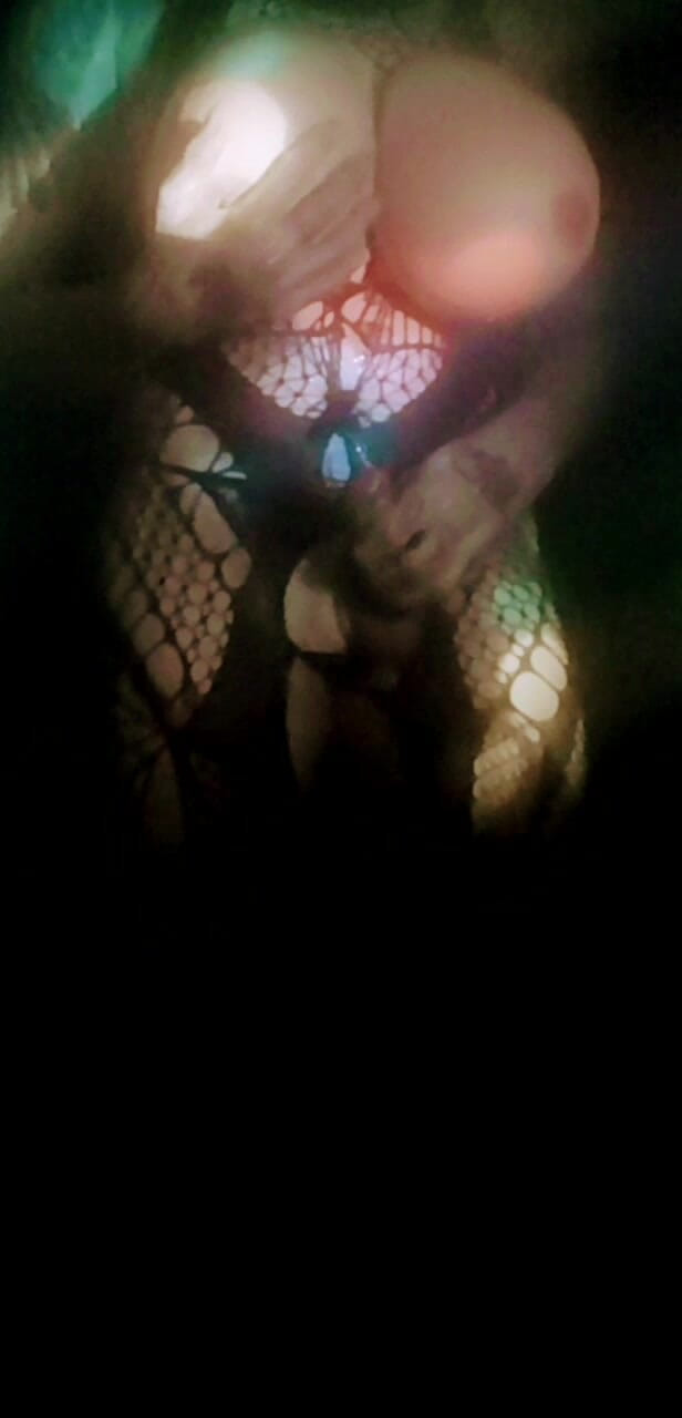 DarioBigBoobs: Dario Bigboobs, douche